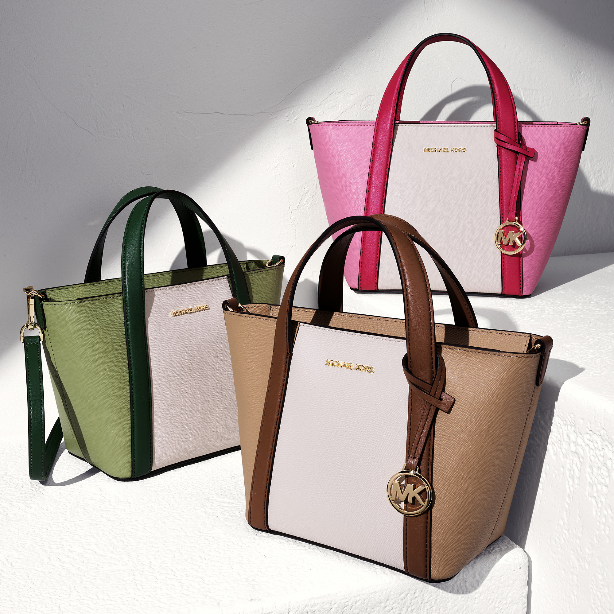 Michael Kors – SALE INTO SUMMER icon