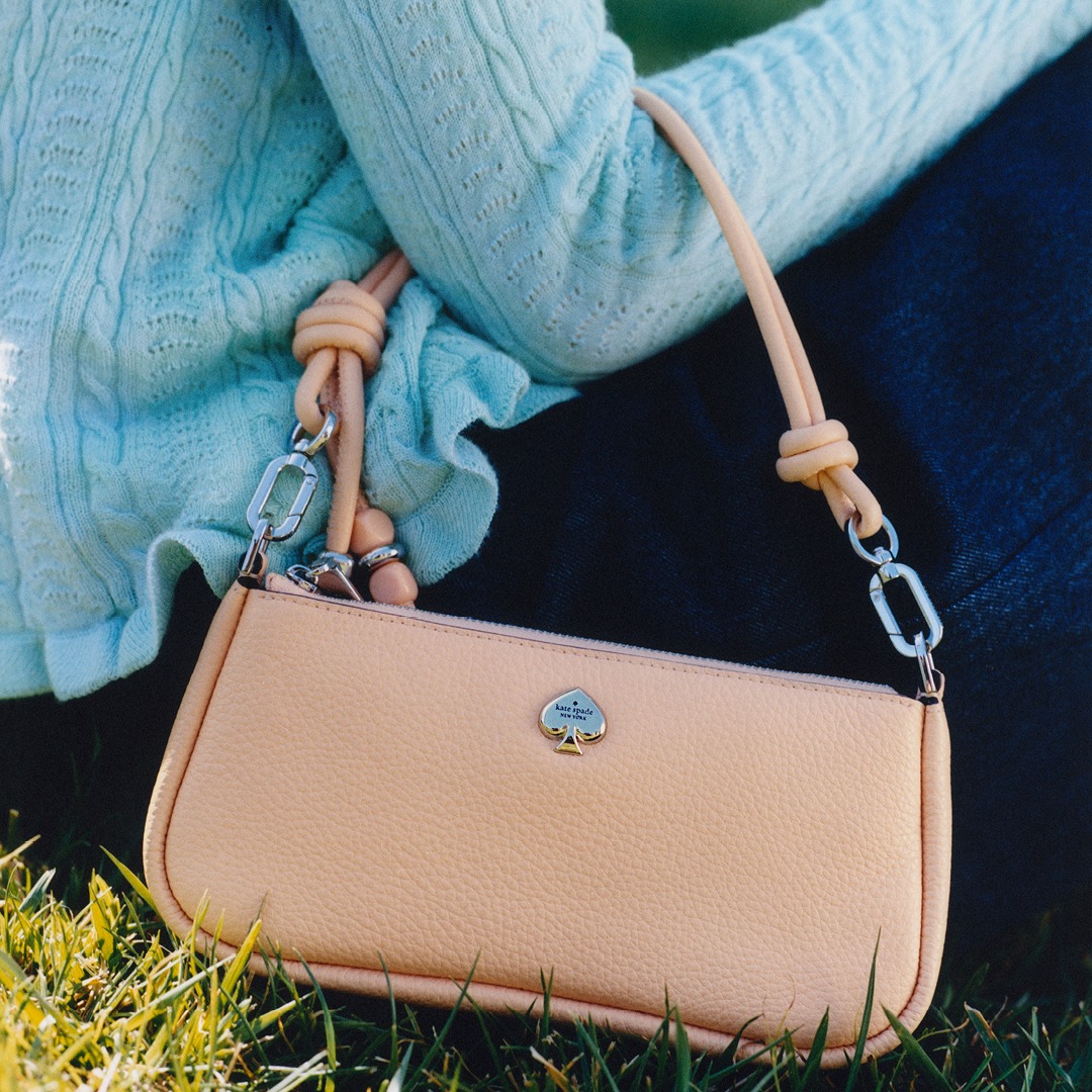 You are invited to shop the Labour Day sale! icon